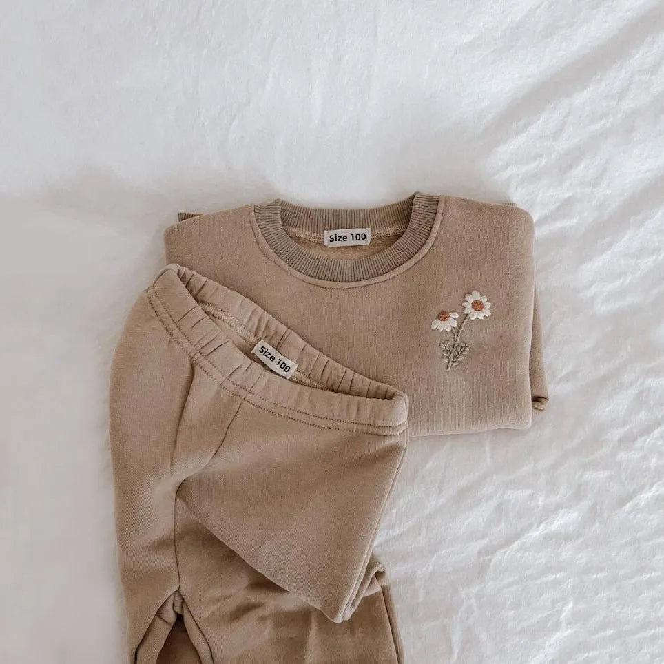 Kids Pullover & Pants Set