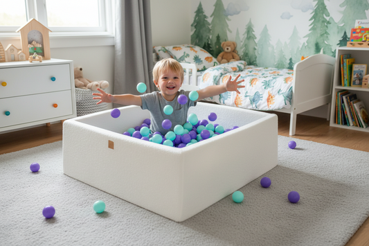 Boucle White Square Ball Pit - 400 Blue/Purple Balls